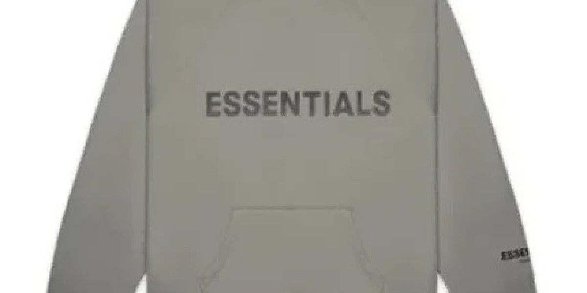 How Essentials Shorts Elevate Your Casual Style