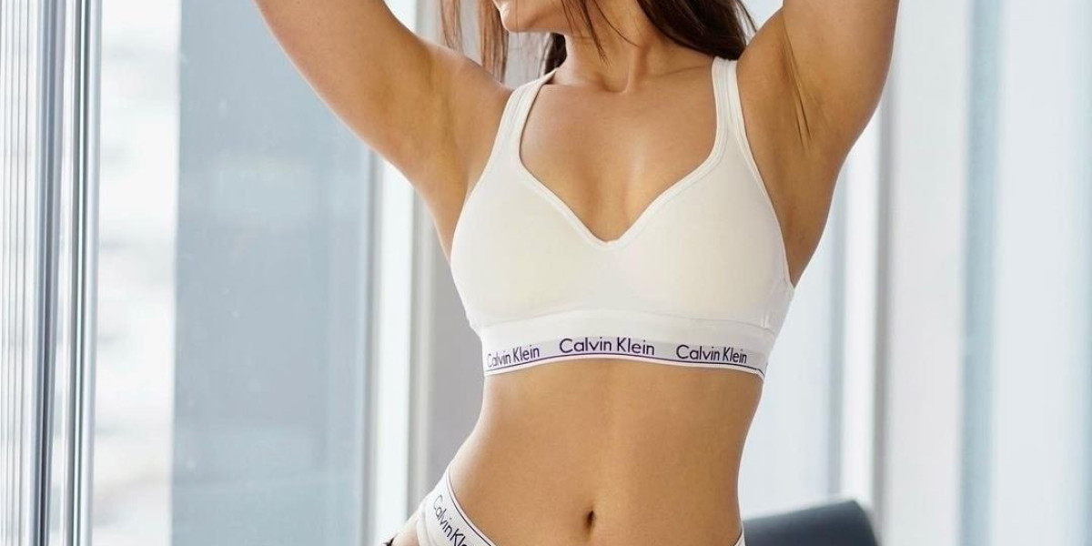Dubai Escort Service	+971523852733
