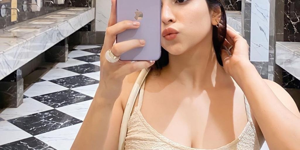 Independent Escort In Dubai	+971569472821