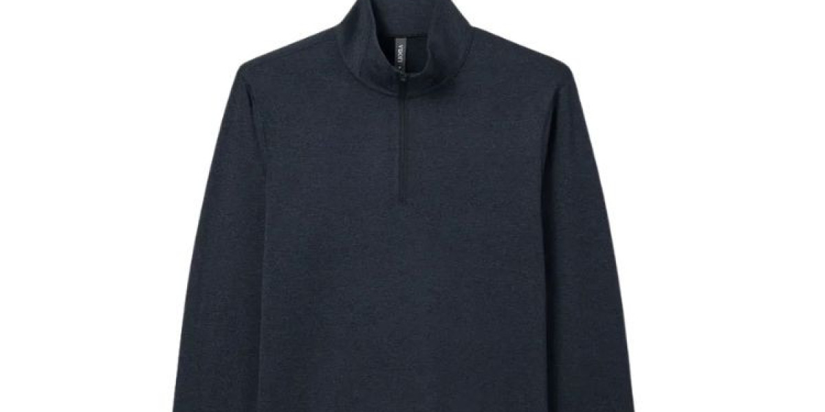 Which Essential Hoodie Is Best for Creating Everyday Outfits?