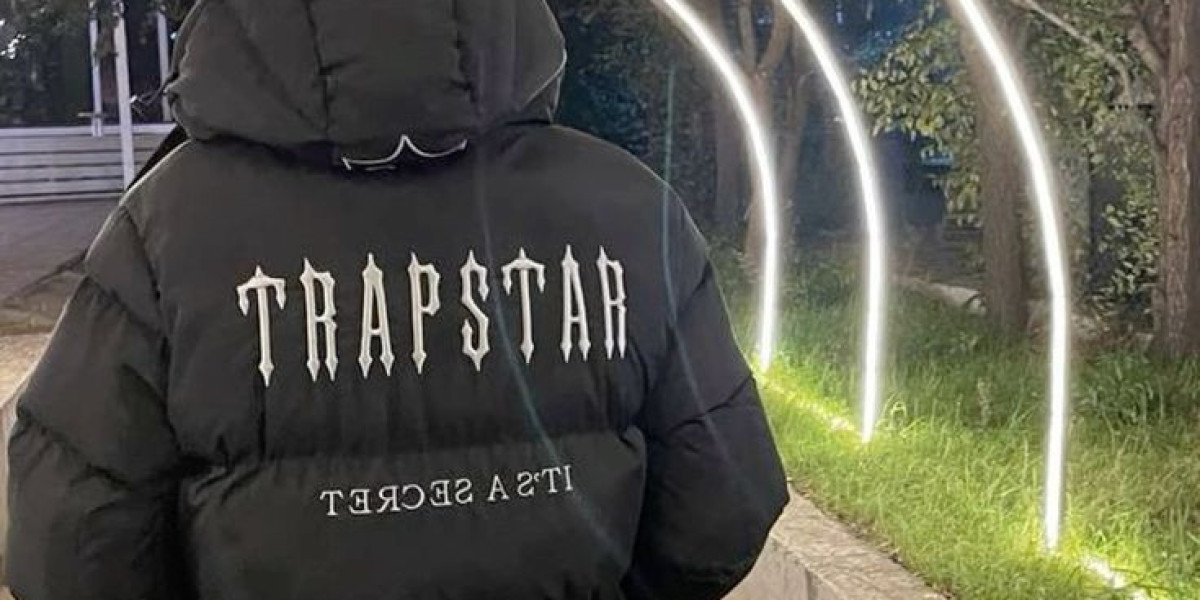 Trapstar Jacket – Premium Outerwear with Urban Appeal