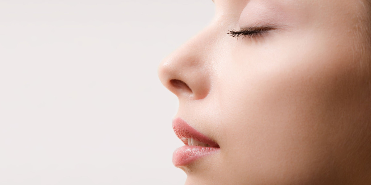Rhinoplasty Dubai: How Is Facial Balance Considered During Consultation?