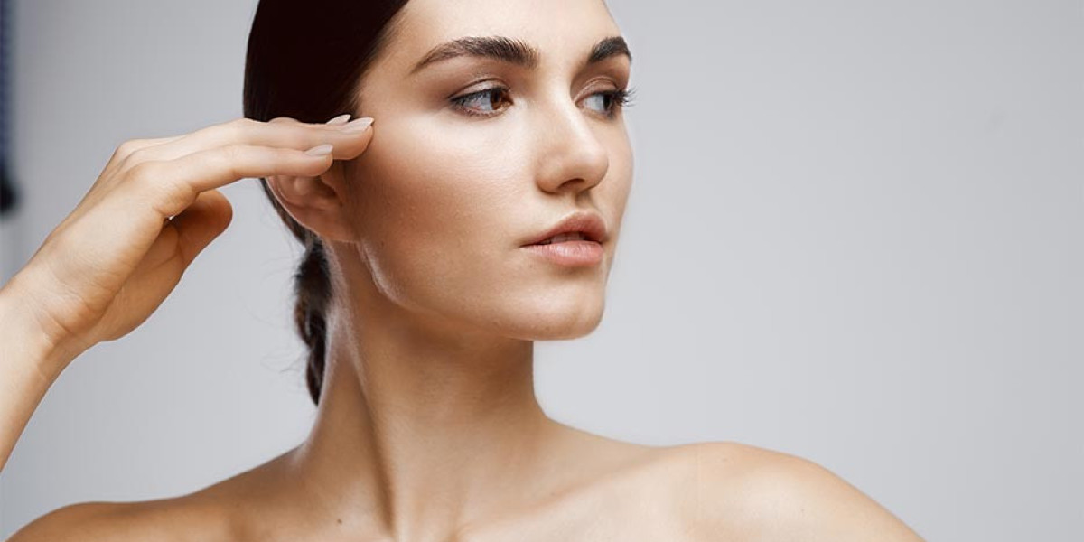 Brow Lift in London: What Is Reviewed During a Brow Lift Consultation?